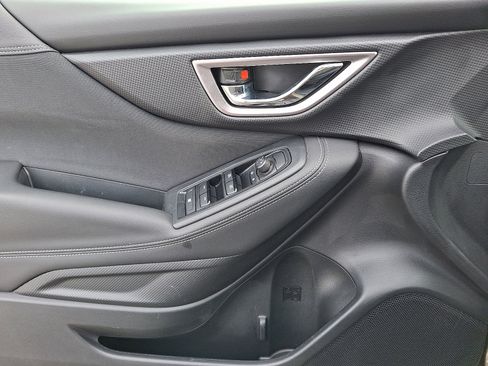 Used 2024 Subaru Forester Premium image 12