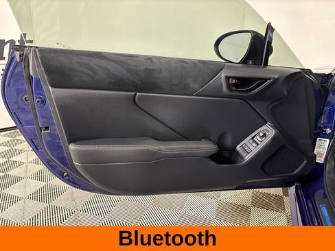 Used 2023 Toyota GR86 Premium RWD image 9
