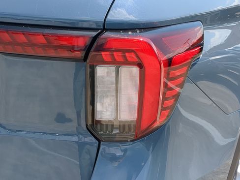 New 2025 Ford Explorer Active w/ Active Comfort Package image 40