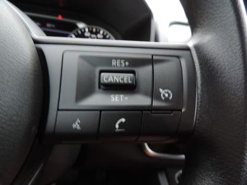 Certified 2023 Nissan Rogue S image 27