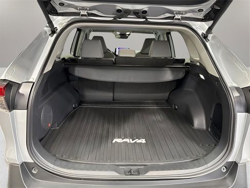 Used 2024 Toyota RAV4 Limited image 37