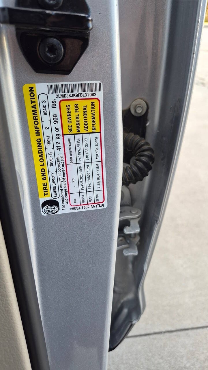 Used 2015 Lincoln MKX AWD w/ Equipment Group 102A image 54