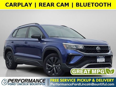 Used 2023 Volkswagen Taos S w/ Driver Assistance Package FWD image 1