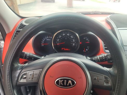 Used 2011 Kia Soul Sport w/ Premium Pkg image 7