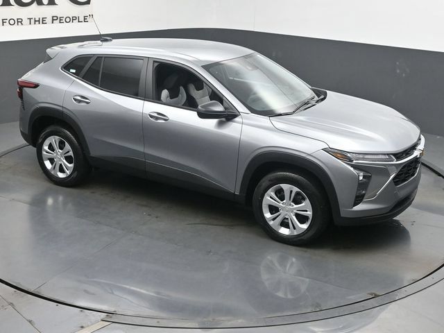 New 2026 Chevrolet Trax LS FWD image 16