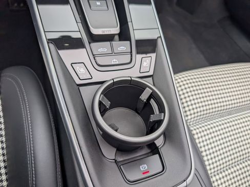 Certified 2024 Porsche 911 Turbo image 18