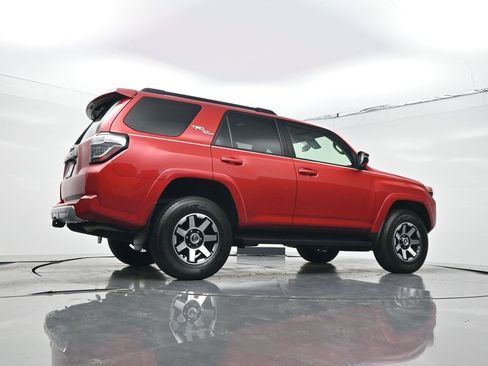 Used 2023 Toyota 4Runner TRD Off-Road Premium AWD/4WD image 24