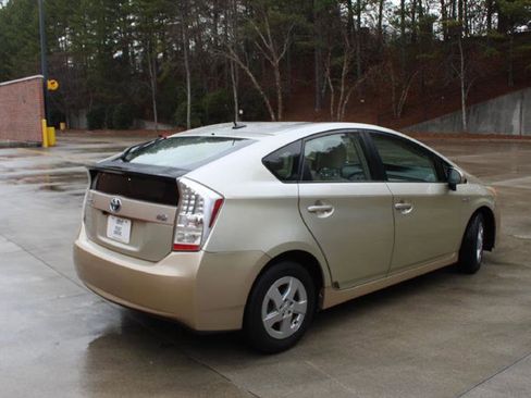 Used 2010 Toyota Prius Four image 5
