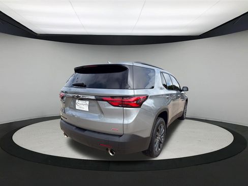 Used 2023 Chevrolet Traverse RS AWD/4WD image 7