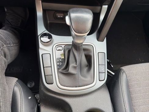 Used 2021 Kia Seltos S FWD image 21
