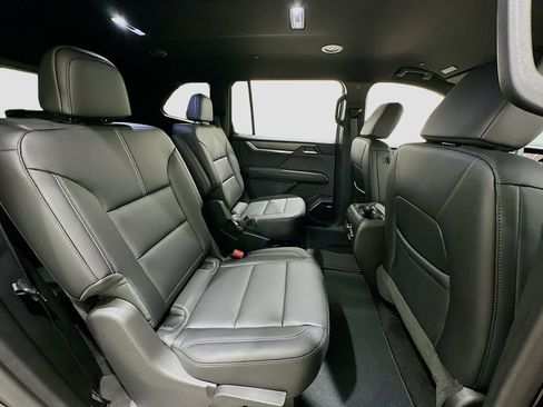 New 2026 GMC Acadia Elevation w/ Black Edition FWD image 31