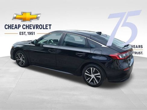 Used 2023 Honda Civic LX image 3