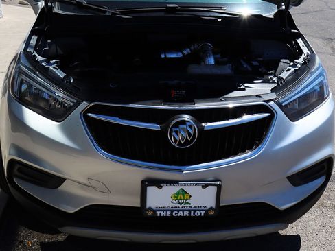 Used 2022 Buick Encore Preferred AWD/4WD image 56