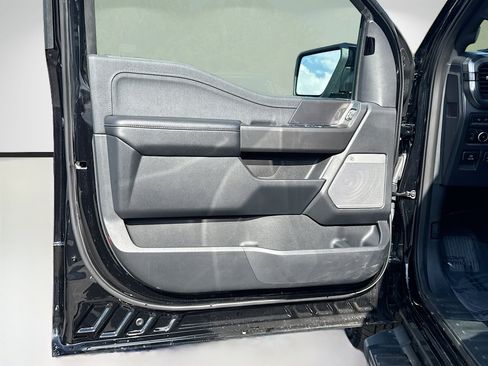 Used 2024 Ford F150 Lariat w/ Bed Utility Package AWD/4WD image 19