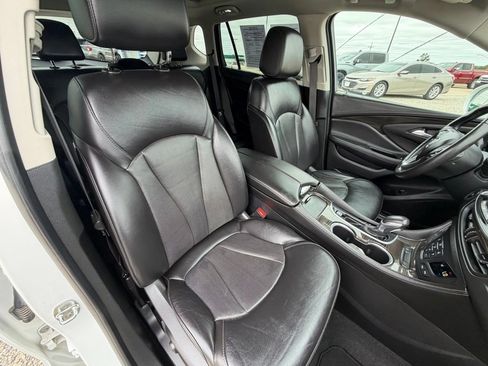 Used 2020 Buick Envision Essence FWD image 31