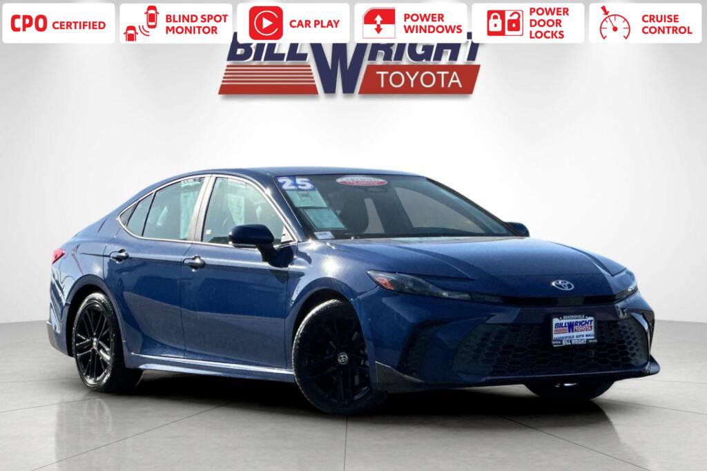 Certified 2025 Toyota Camry SE FWD image 1