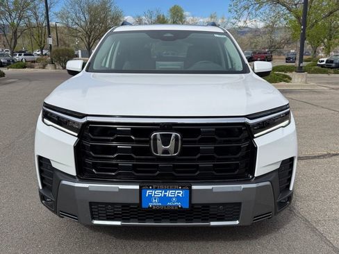 New 2026 Honda Pilot Touring image 10