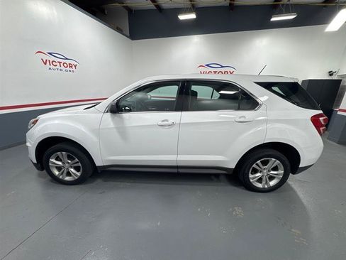 Used 2017 Chevrolet Equinox LS FWD image 5