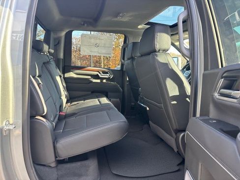 New 2026 GMC Sierra 2500 Denali w/ Denali Reserve Package image 40