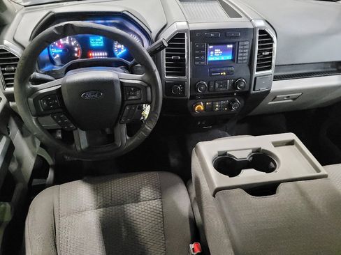 Used 2015 Ford F150 XLT AWD/4WD image 22