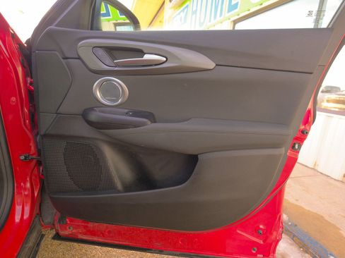 Used 2024 Alfa Romeo Tonale Veloce image 16