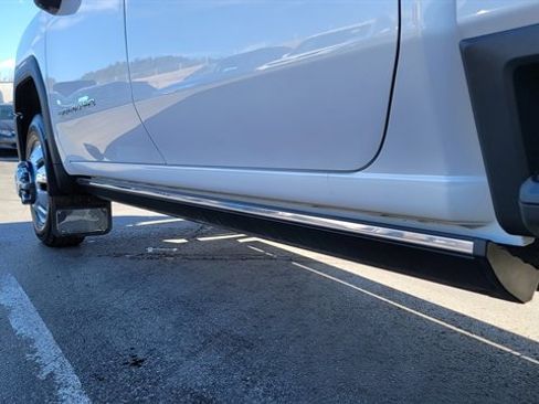 Used 2024 GMC Sierra 3500 Denali Ultimate image 80