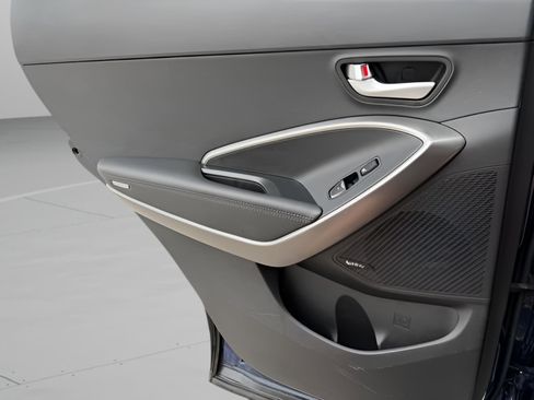 Used 2018 Hyundai Santa Fe Sport image 26