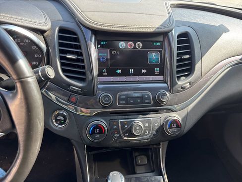 Used 2015 Chevrolet Impala LTZ FWD image 10