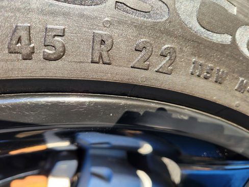 Used 2023 Land Rover Defender 130 X-Dynamic SE image 41