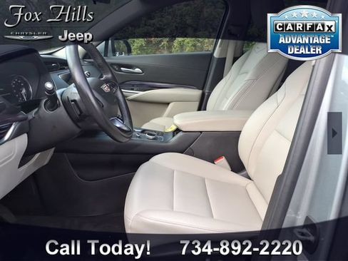 Used 2023 Cadillac XT4 Luxury FWD image 14