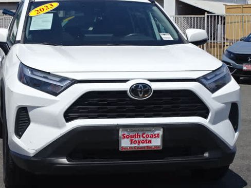Certified 2023 Toyota RAV4 XLE w/ Convenience Package FWD image 4