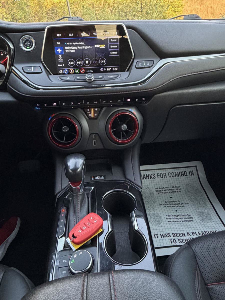 Used 2021 Chevrolet Blazer RS w/ Enhanced Convenience Package FWD image 8