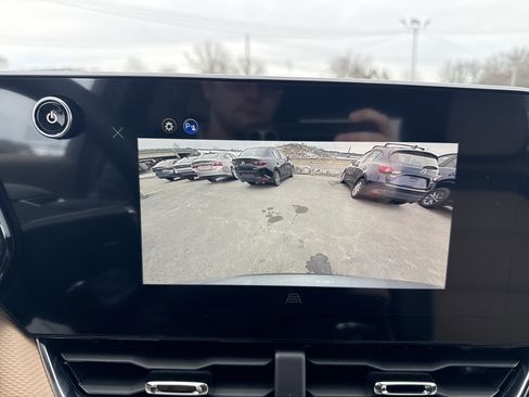 New 2026 Chevrolet Equinox ACTIV w/ Convenience Package III image 25