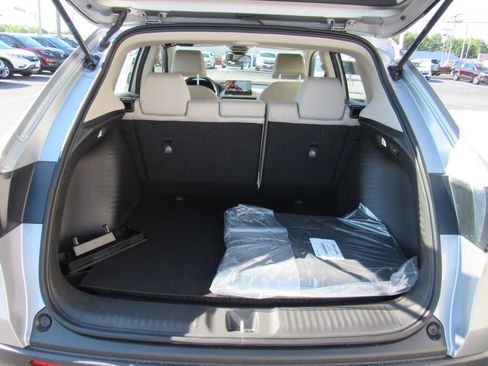 Used 2024 Honda HR-V LX image 16