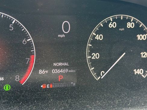Certified 2024 Honda HR-V Sport image 3