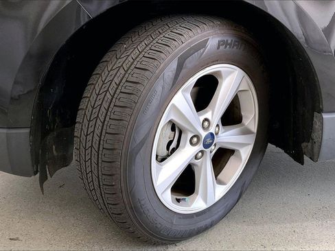 Used 2020 Ford Edge SE image 20