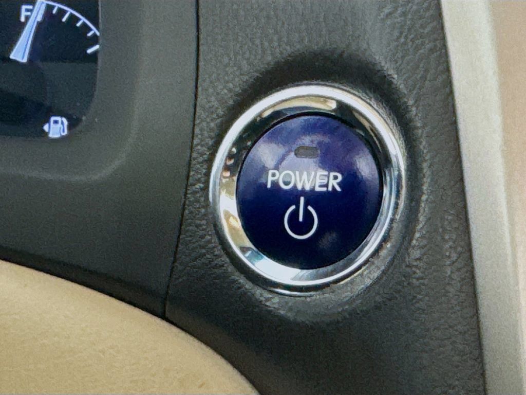 Used 2015 Lexus RX 450h FWD image 19