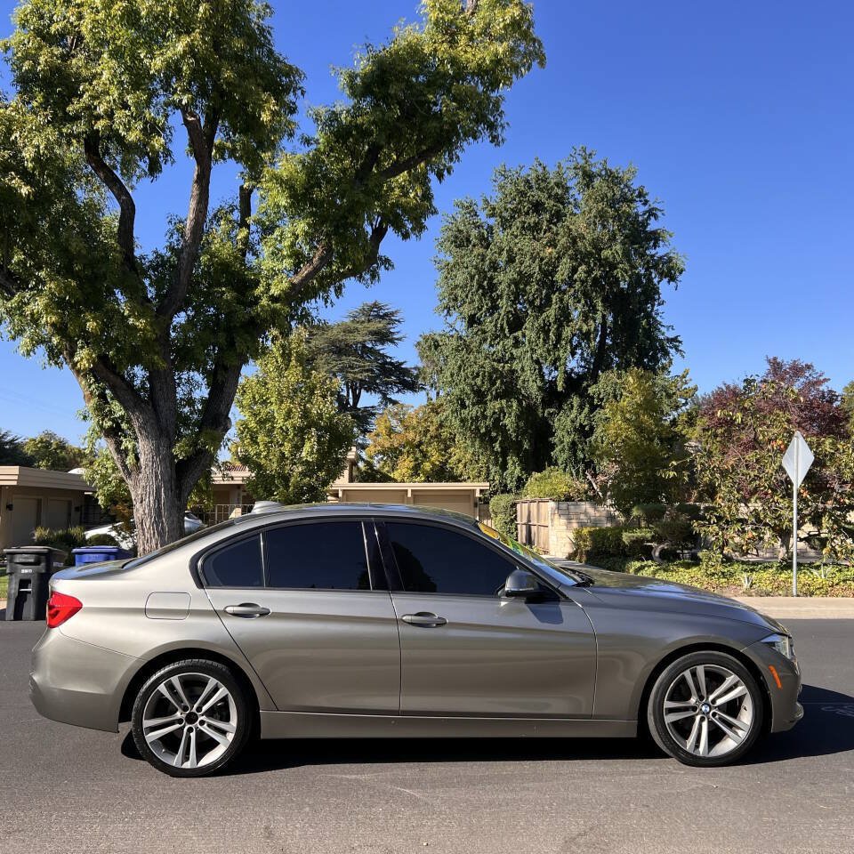 Used 2016 BMW 328i Sedan RWD image 9