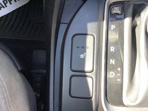 Used 2015 Hyundai Santa Fe GLS AWD/4WD image 46