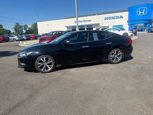 Used 2017 Nissan Maxima Platinum FWD image 18