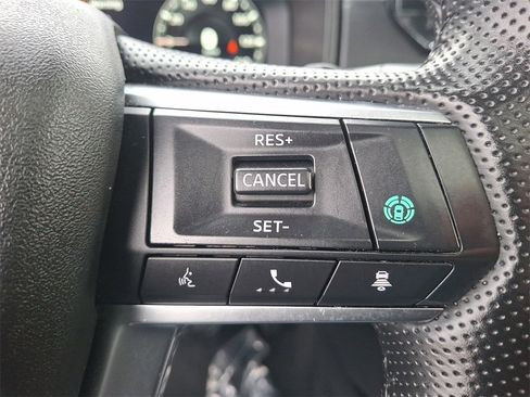 Used 2024 Mitsubishi Outlander SE image 25