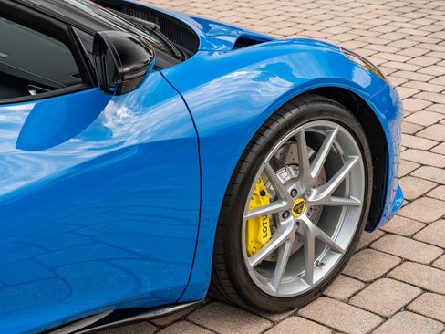 Used 2025 Lotus Emira RWD image 15