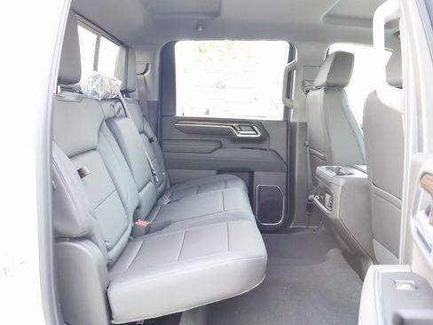 New 2026 Chevrolet Silverado 2500 LT w/ Trail Boss Package image 40