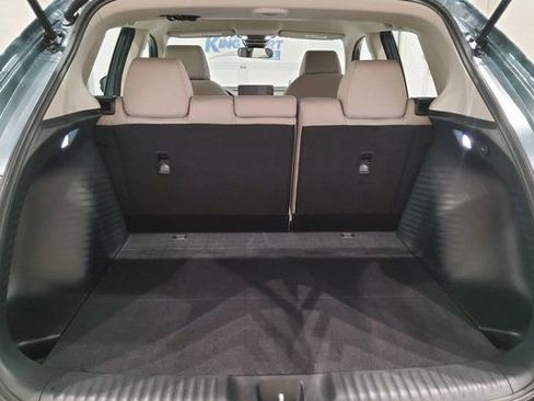 Used 2025 Honda HR-V LX image 16