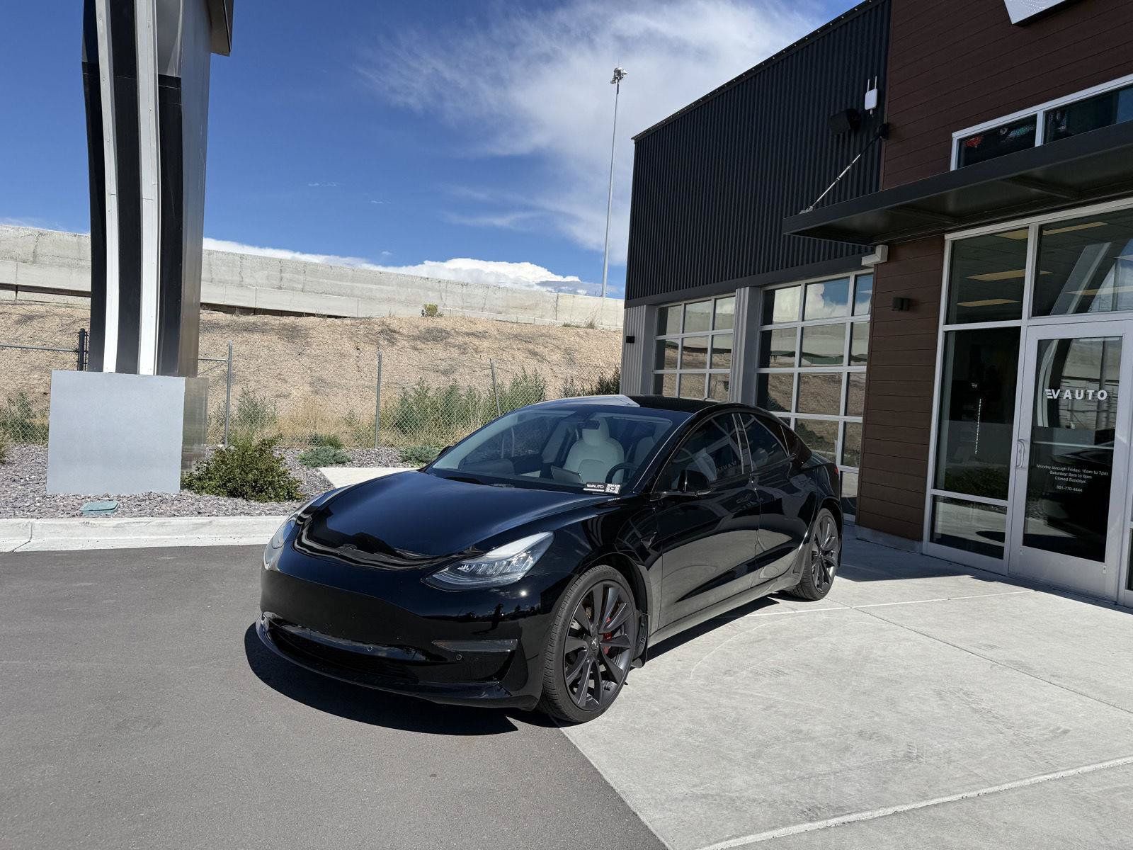 Used 2020 Tesla Model 3 Performance AWD/4WD image 4