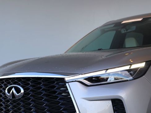 Certified 2023 INFINITI QX60 Luxe w/ Performance Audio Package image 11