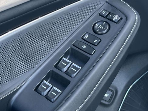 Certified 2025 Acura MDX w/ Technology Package image 16