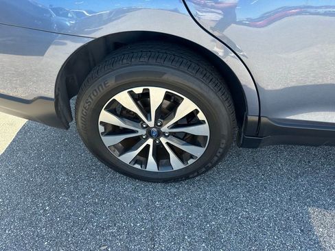 Used 2017 Subaru Outback 2.5i Limited image 5