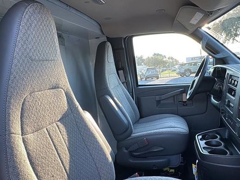 New 2025 Chevrolet Express 3500 w/ Power Convenience Package image 9