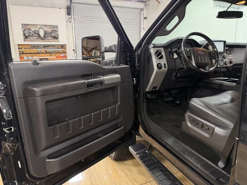 Used 2015 Ford F350 Lariat w/ Lariat Ultimate Package AWD/4WD image 12